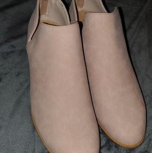 Women's boots